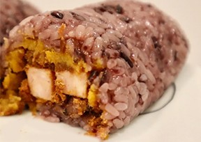 今日份早餐，超級簡單咸蛋黃肉松粢飯團